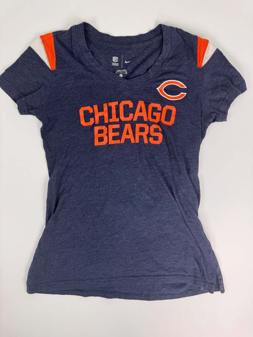 Nike Chicago Bears NFL Team Apparel V-Neck T-Shirt Size S